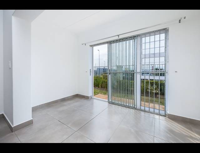 2 BEDROOM APARTMENT FOR SALE IN LANGEBERG RIDGE
